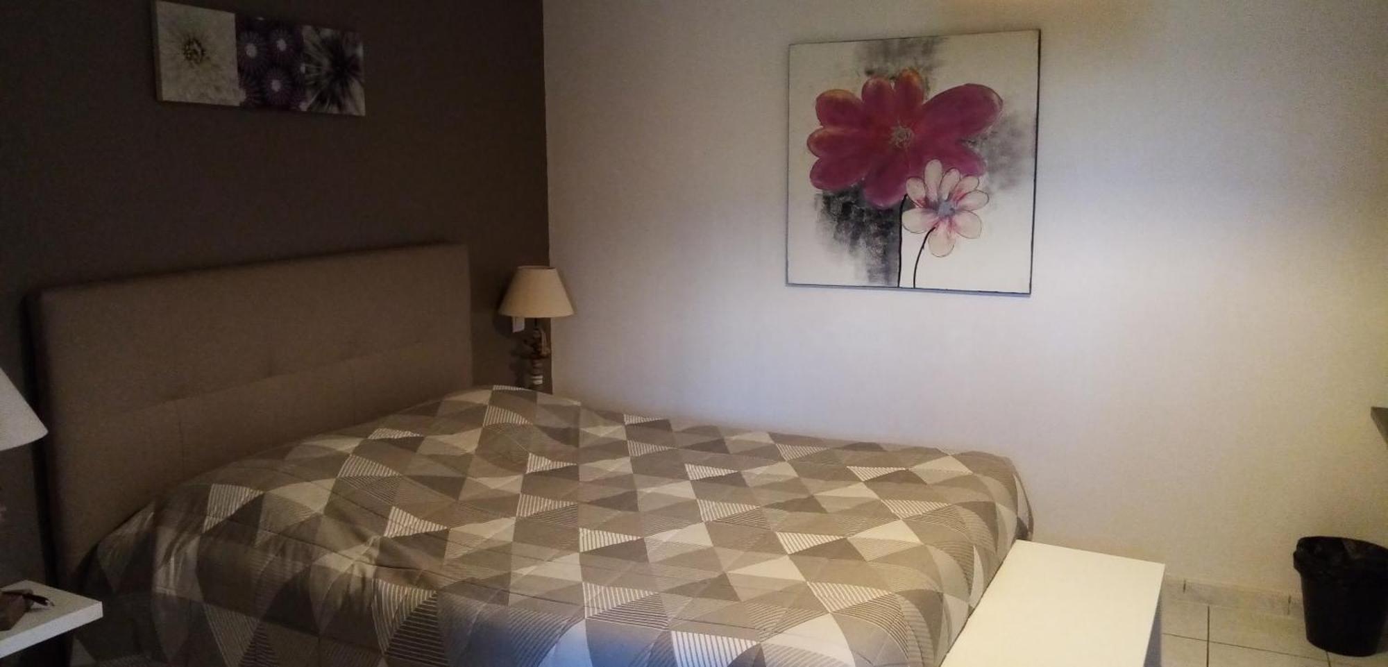 Le Grand Jardin Hotel Aujargues Ngoại thất bức ảnh