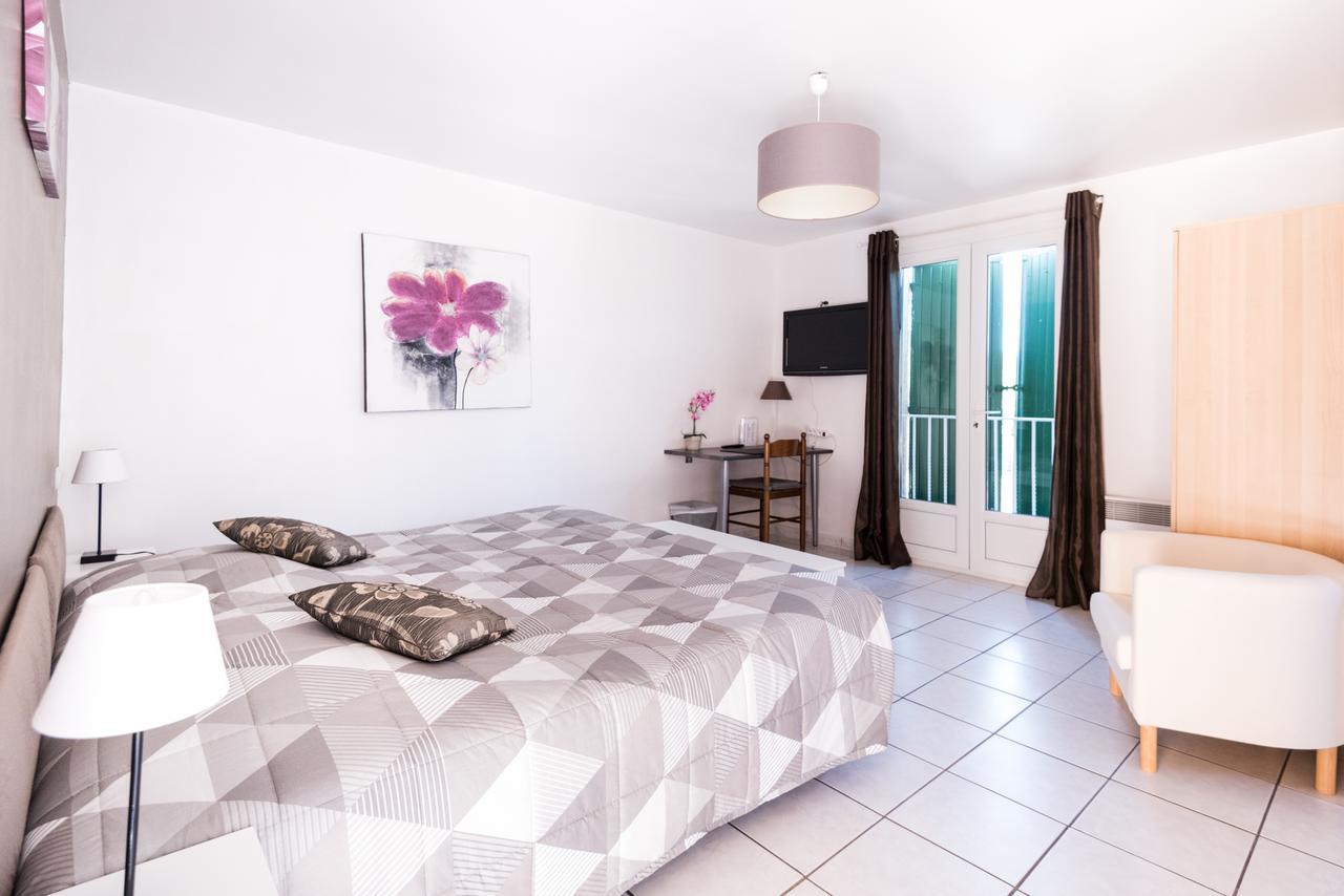 Le Grand Jardin Hotel Aujargues Ngoại thất bức ảnh