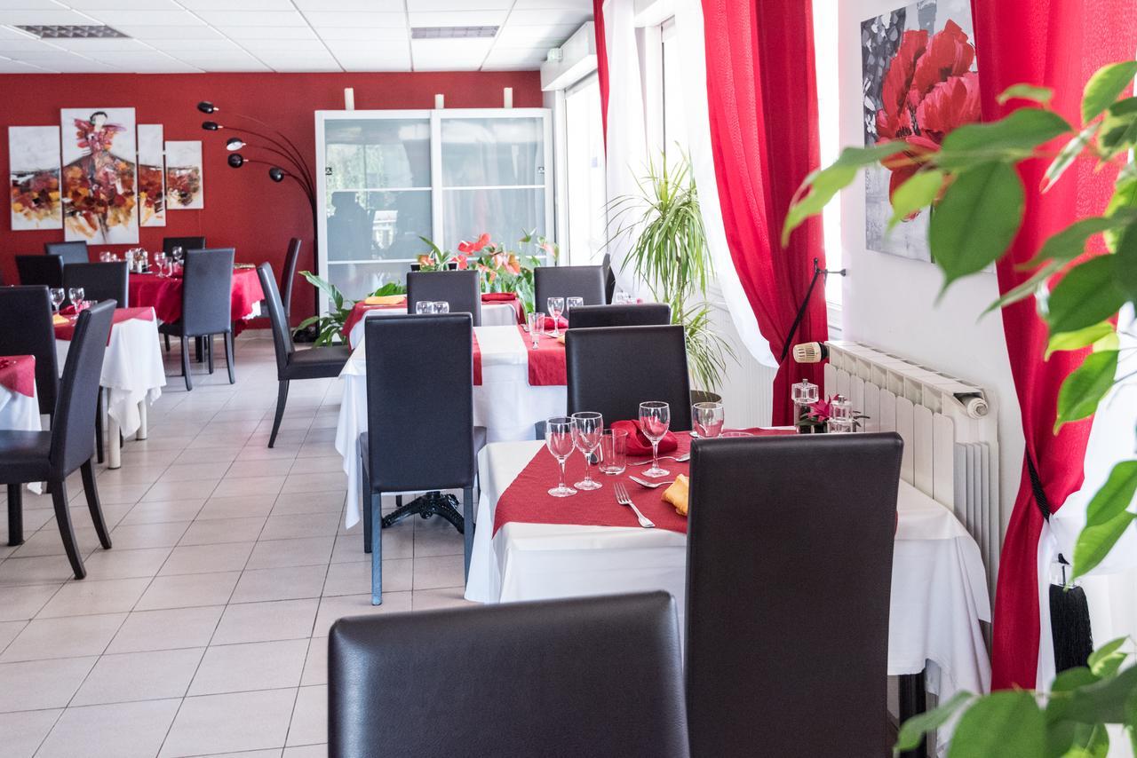 Le Grand Jardin Hotel Aujargues Ngoại thất bức ảnh