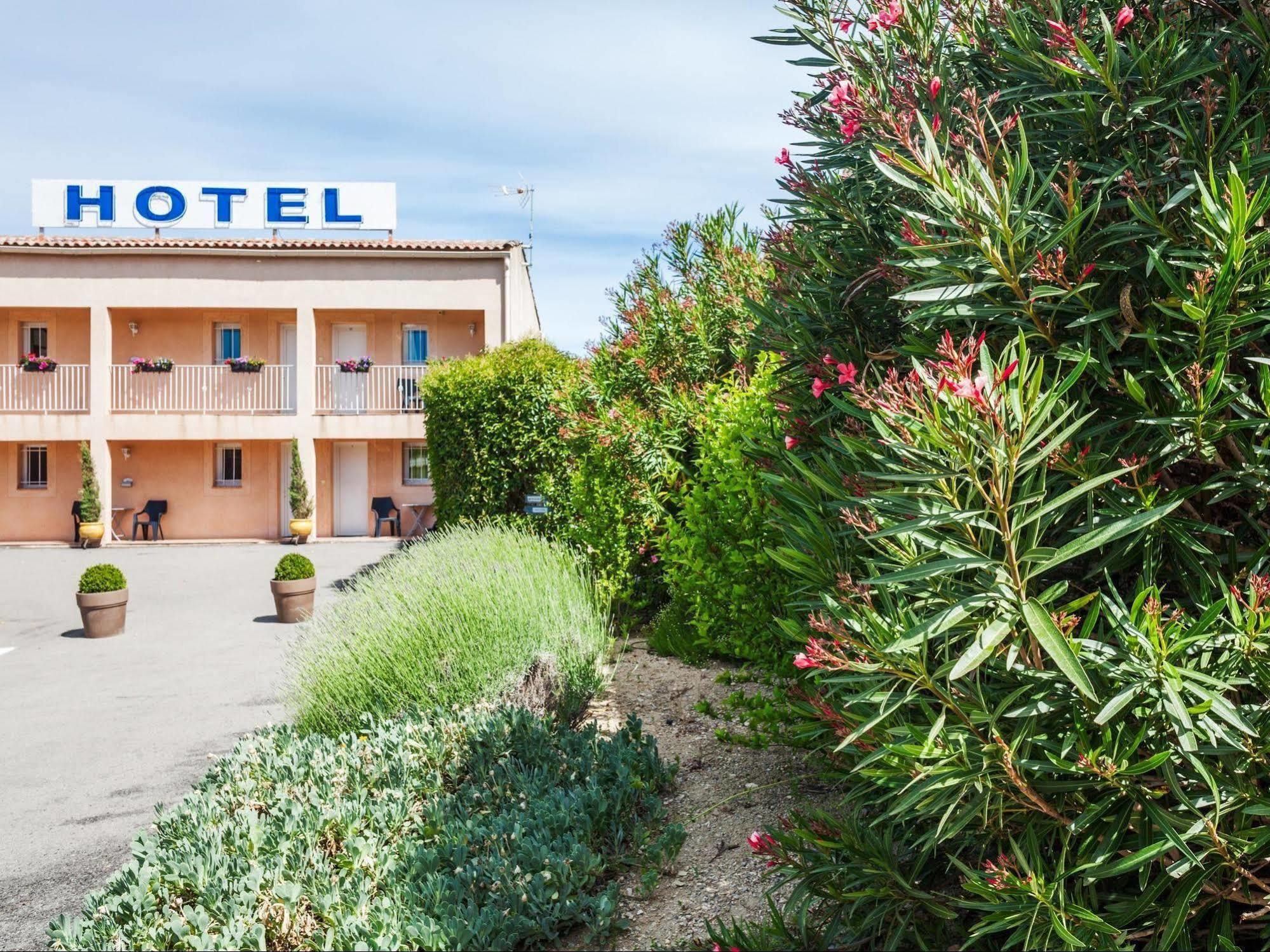 Le Grand Jardin Hotel Aujargues Ngoại thất bức ảnh
